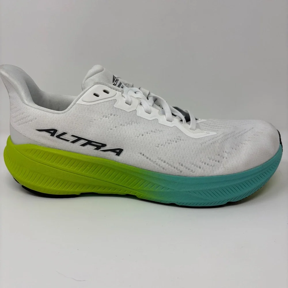 Altra Experience Flow 2 Mens Size 9.5 White Running Shoes (AL0A85RE102)
